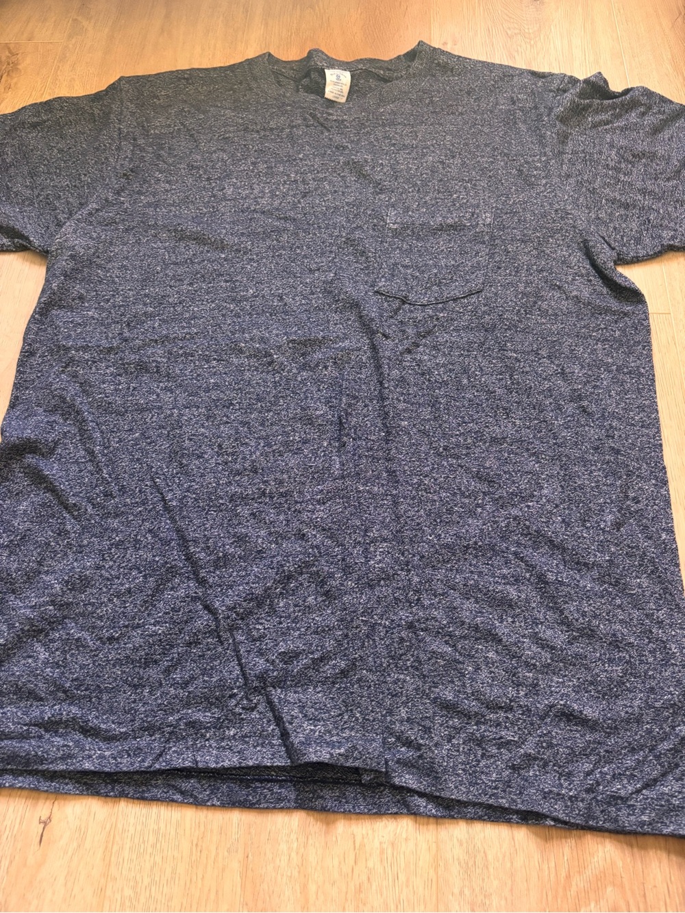 Men's Navy Heather Short-Sleeve Pocket Tee